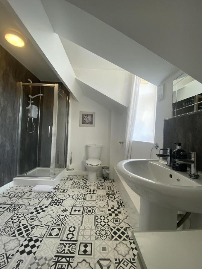 Number 19 Guest House - Self Check In - Under 4 Miles From Barrow In Furness Dalton in Furness Exterior foto